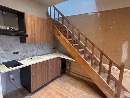 studio rénové dans résidence de charme belle époque – vue lac – disponible février 2026