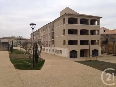 parking à louer - 10 m2 - villeneuve les avignon - 30 - languedoc-roussillon