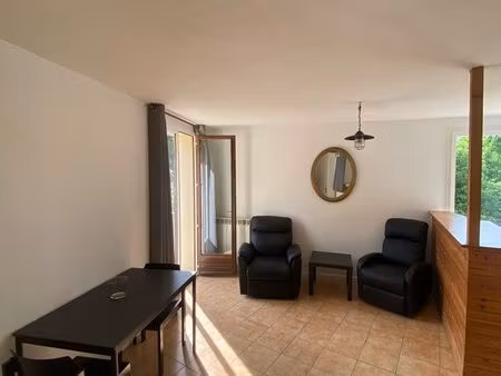 a louer studio meublé 26 74 m² avec balcon – varennes-jarcy