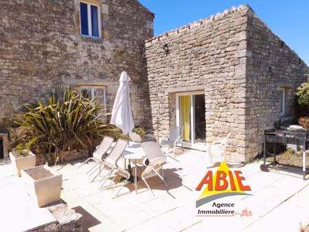 vente maison piscine à saint-martin-des-fontaines (85570) : à vendre piscine / 264m² saint