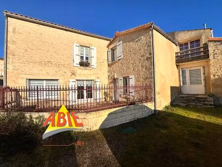vente maison à xanton-chassenon (85240) : à vendre / 127m² xanton-chassenon