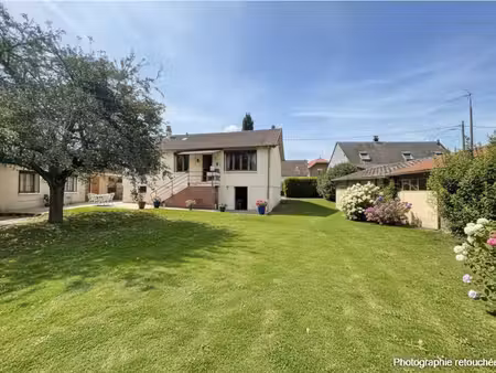 “la clé des champs” – plain-pied sur sous-sol total  terrain clos de 1 944 m²