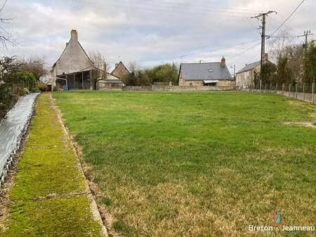 vente terrain à saint-germain-le-fouilloux (53240) : à vendre / 1014m² saint-germain-le-fo