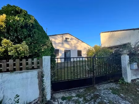 vente maison 5 pièces 128 m² à saint-remy (24700)  117 568 €