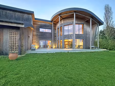 maison/villa de qualité à géraudot