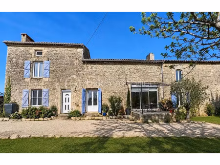 vente maison 6 pièces 98 m² à aunac-sur-charente (16460)  156 000 €