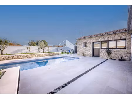 maison 5 pièces 130 m² à vendre / acheter la rochelle 17000 ? | era immobilier