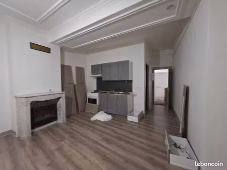 appartement semi meublé  rénové  wifi