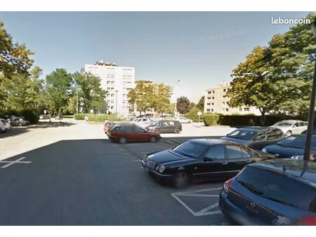 parking exterieur a ferney voltaire a louer