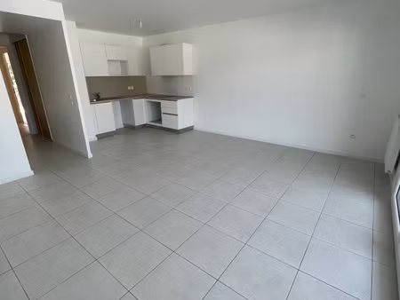 location appartement 3 pièces 71m² boucau 64340