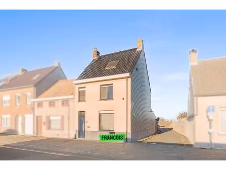 huis te koop in oudenburg met 4 slaapkamers