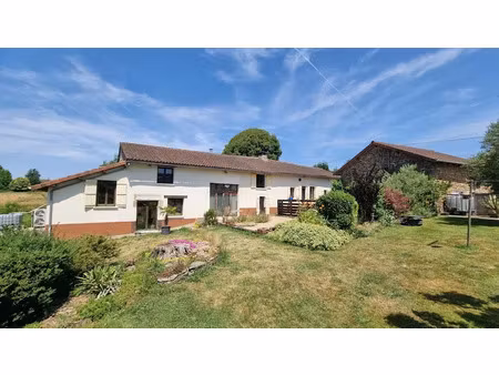 vente maison 8 pièces 185 m² à saint-saud-lacoussière (24470)  288 750 €