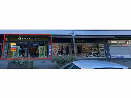 commercieel gelijkvloers te huur – topligging met brede gevel