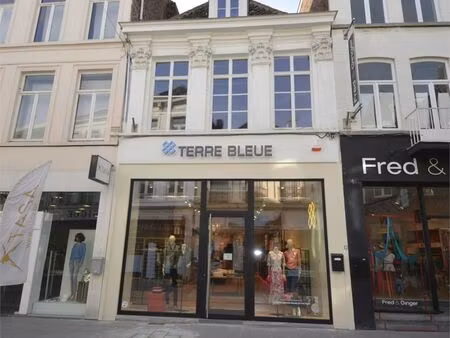 top gelegen commerciële eigendom hartje kortrijk