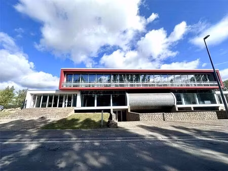 unieke kantoren met parking en verschillende oppervlaktes