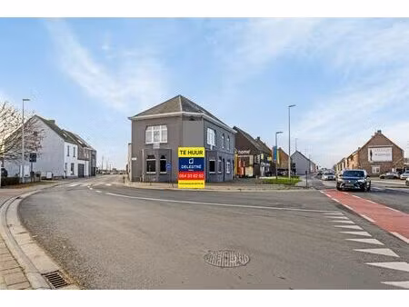 perfect zichtlocatie brakelsesteenweg met parking