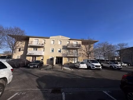 vente appartement 3 pièces 54 m² saint-gilles (30800)