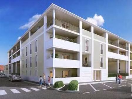 vente appartement t1 à la londe-les-maures (83250) : à vendre t1 / 31m² la londe-les-maure