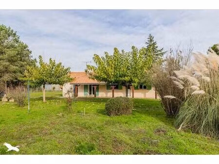 vente maison 4 pièces 77 m² mouliets-et-villemartin (33350)