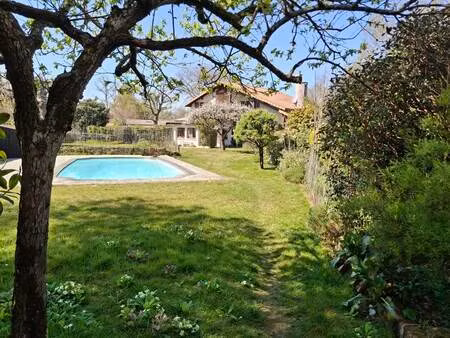 vente maison 7 pièces 201 m² saint-jean-d’illac (33127)