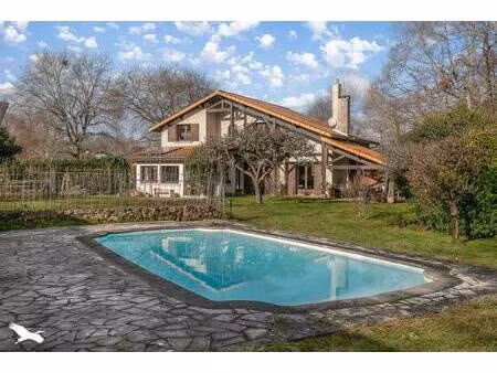 vente maison 7 pièces 201 m² saint-jean-d'illac (33127)