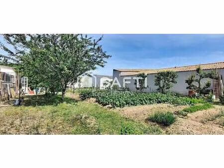 vente terrain à talmont-saint-hilaire (85440) : à vendre / 713m² talmont-saint-hilaire