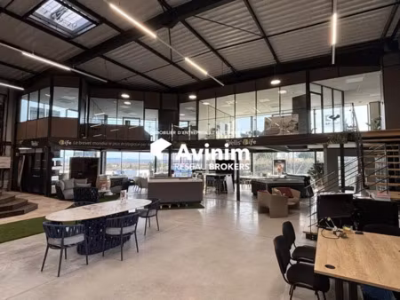 magnifique local commercial 2400m² dole