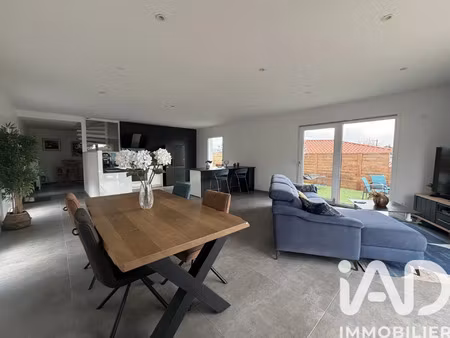 vente maison 6 pièces 178 m² mur-sur-allier (63115)
