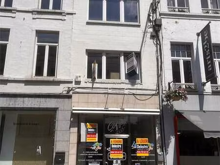 rez commercial à louer à wavre.