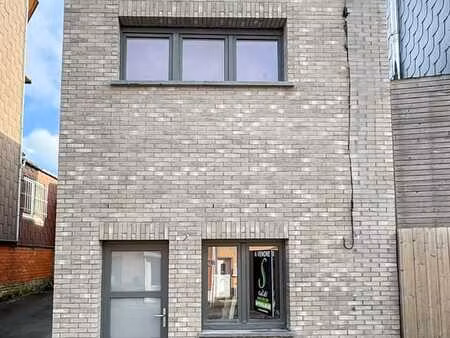 maison à louer – 2 chambres + terrasse