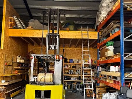 à louer entrepôt 70 à 150 m2 marcheprime