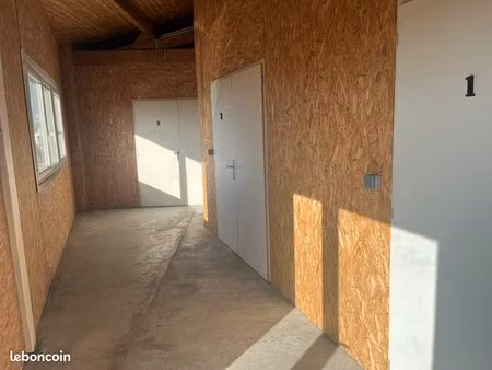 box de stockage à louer