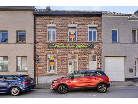 verrassend ruime instapklare woning met 6 slaapkamers en ...