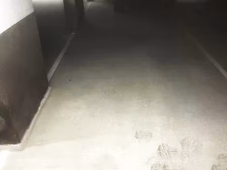 location parking 9 m² à alfortville (94140)  100 €