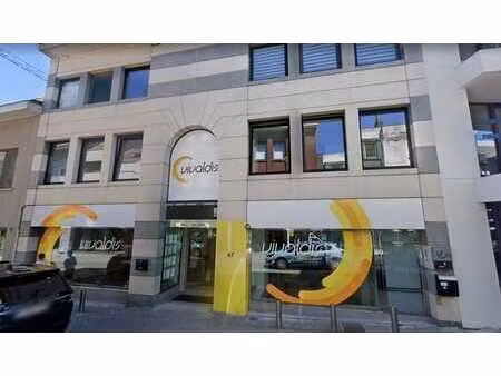 ruime  instapklare commerciële ruimte