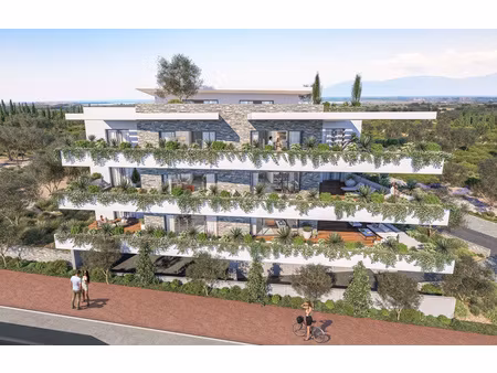 canet-en-rousillon : appartement 3 pieces - terrasse - parki