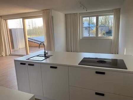 energiezuinig appartement met warmtepomp  zonnepanelen en groot terras