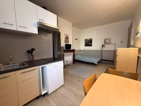 location appartement 1 pièce 19 m² à gaillac (81600)