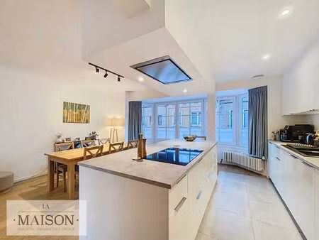 charmante maison à vendre - evere