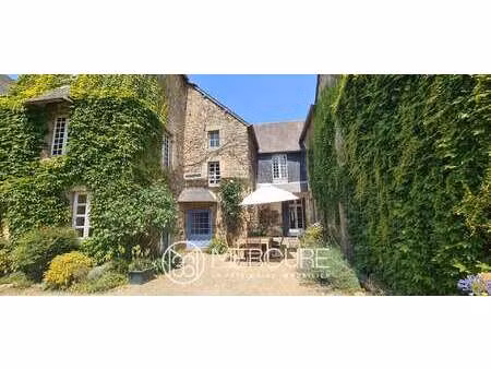 maison de luxe à vendre à quintin : 498 000 € | 302m²