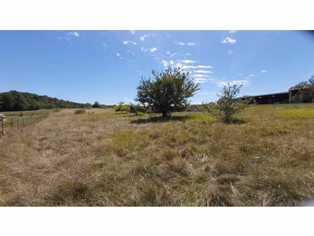 vente terrain 1700 m² à nontron (24300)  15 000 €