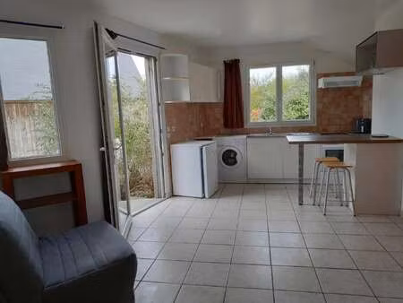 location appartement 2 pièces meublé à vains (50300) : à louer 2 pièces meublé / 40m² vain
