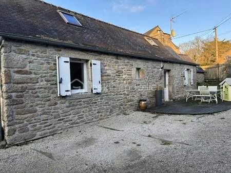 vente longère et corps de ferme à saint-thégonnec-loc-eguiner (29410) : à vendre / 70m² sa