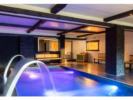 ensemble alpin ultra-premium de 3 400 m² à tignes (73) 5 chalets haut de gamme   accès ski