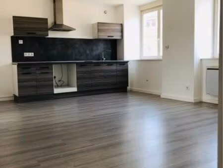 f3 rénové entièrement