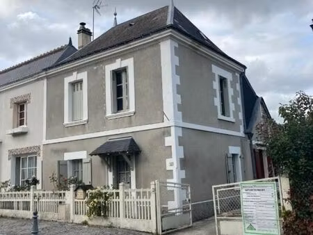 maison 4 pièces 77 m²