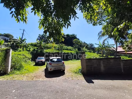 vente terrain 545 m² à gourbeyre (97113)  120 880 €