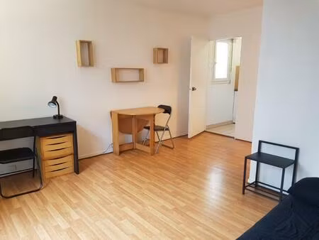 location appartement 1 pièce 25 m² à saint-cloud (92210)