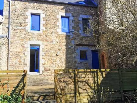 vente maison à guingamp (22200) : à vendre / 122m² guingamp