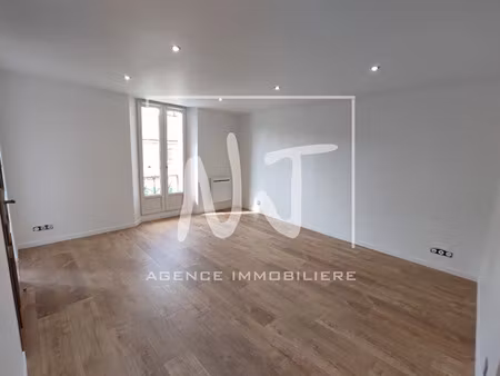 location appartement 3 pièces 61.87 m² à baugé-en-anjou (49150)  650 €